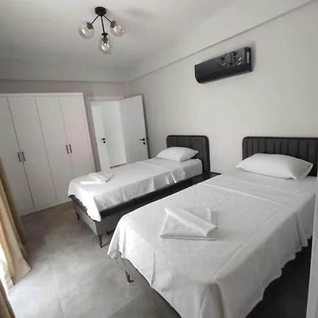 Villa Super Delux 6-Bed Villa Brave *